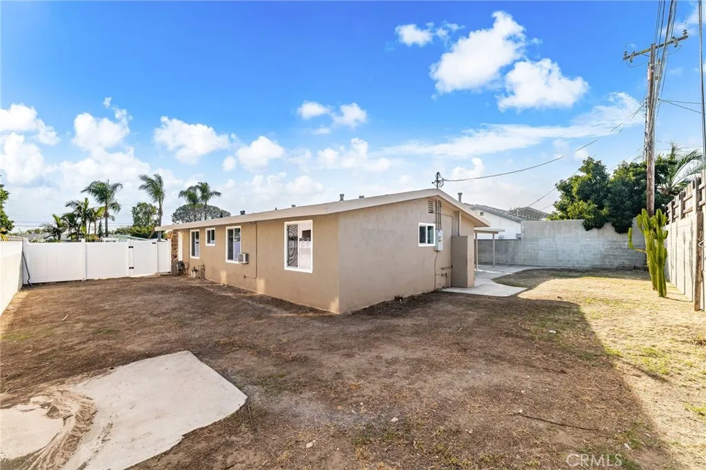 1422 Armsley Square, Ontario, California 91762 home-pic-25